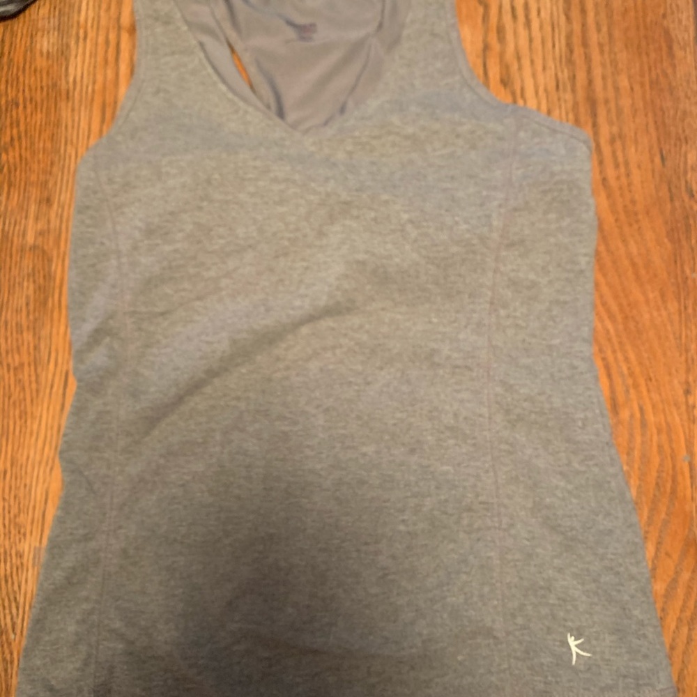 Danskin Medium Workout Shirt